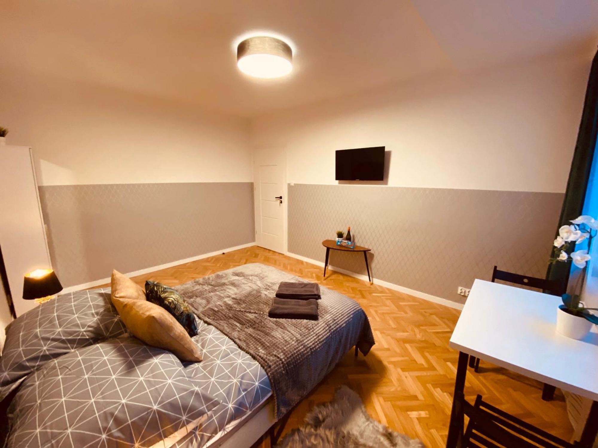Clicktheflat Karmelicka Apart Rooms Varsó Kültér fotó